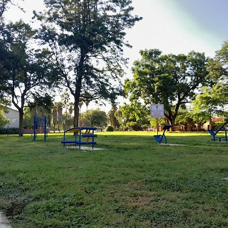 Tsumeb Theater Guesthouse Ngoại thất bức ảnh