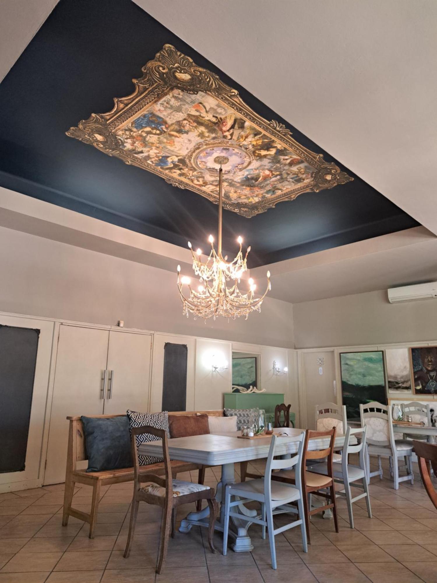 Tsumeb Theater Guesthouse Ngoại thất bức ảnh