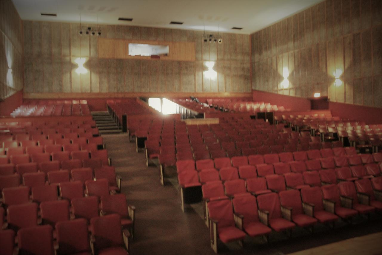Tsumeb Theater Guesthouse Ngoại thất bức ảnh
